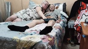 Wife Wears Glasses &mdash;  Sucks My Dick&#x1F346; To Cum