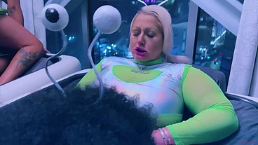 Hottest intergalactic Lesbian Fivesome Candace Von, Jordyn Falls, Lyric Sky, Mz. Dani, and Yum The Boss