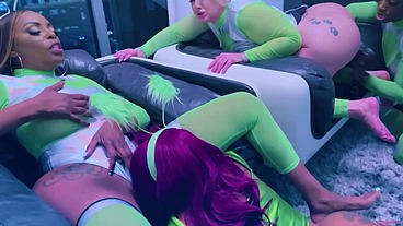 Hottest intergalactic Lesbian Fivesome Candace Von, Jordyn Falls, Lyric Sky, Mz. Dani, and Yum The Boss
