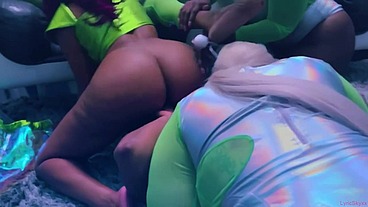 Hottest intergalactic Lesbian Fivesome Candace Von, Jordyn Falls, Lyric Sky, Mz. Dani, and Yum The Boss