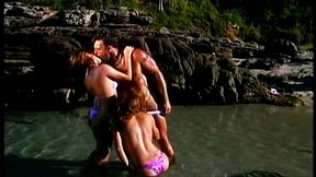 joice pietra ferrari roge tropical threesome