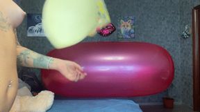 nacked sit on ride roll and b2p balloons