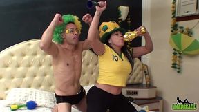 soraya carioca dando o cu de ponta cabeca - fabio lavatti