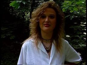 Beautiful babe at the outdoors interview