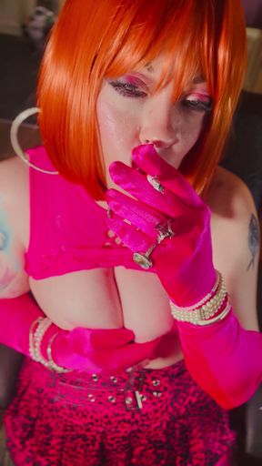 Gloved Ginger Slut Tina Snua Gets Her Tits Out As She Smokes - Smoking Natural Tits Amateur Gloves Jewellery   Clip 1
