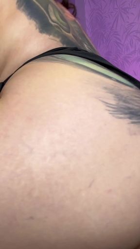 Girl with Split Tongue and Hairy Pussy and Pits Make Squirting
