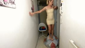 Danielle's Hall Trampling 18 (4K)