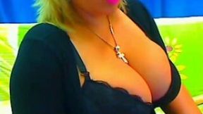 Jaw-dropping blonde webcam babe caresses her boobs