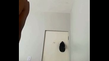 Anal amador s&oacute_ no cu da mulher do corno na cama do corno