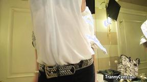 ”Tatted tranny hotty fucks so good”