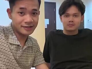 Agay dan Berondong dari Line Kontol Gede