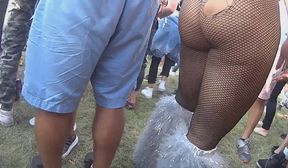 rave girl grey outfit shaking ass