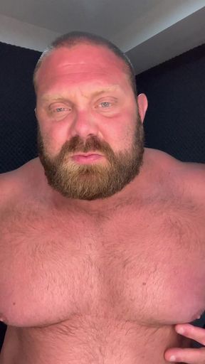 Muscle Ddy Catches You Perving
