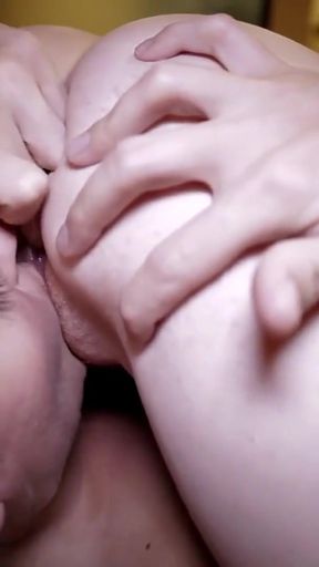 White skin babes pleasuring herself until this happens   Clip 3