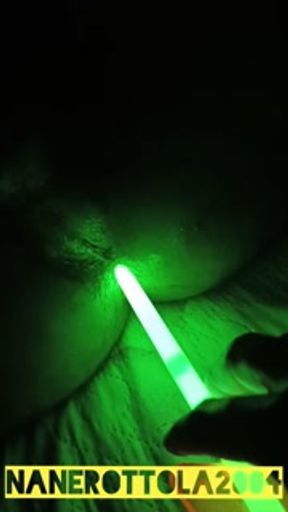 La fatina del culetto. A lui piace mettermelo in culo ma questa volta tocca a me....