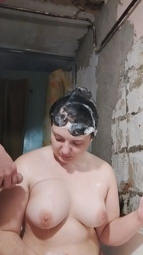 Pissed and Mouthed in the Bath