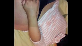 Le gusta dedo en el culo