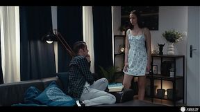 Freeze Clone Action - Alice Murkovski Becomes Real Life Sex Doll and Gets Her Pussy&#x270C; Sucked