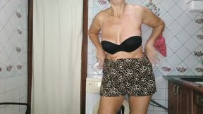 Hot Striptease in the Kitchen