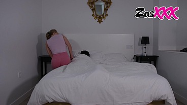 Poniendole los cuernos a la novia con su mama
