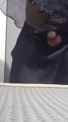 Apni biwi ko bathroom mein jakar dekh kar apna land khada kar liya   Clip 2