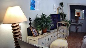 carlatx barefoot and with a cucumber up her ass