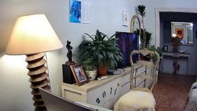 carlatx barefoot and with a cucumber up her ass