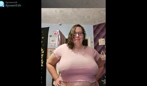 natural reaction to big tits