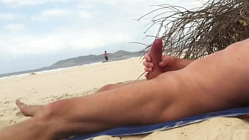 Nude beach wank for Sexy jogger