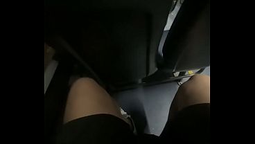 LEITADA NO ONIBUS PUBLICO