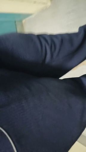 lift showing handjob   Clip 1
