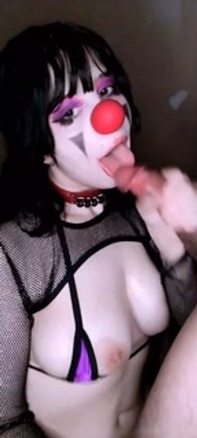 slutty goth clown loves sucking dick
