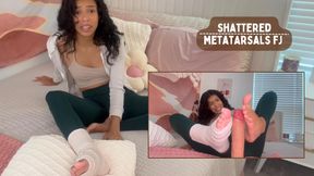GF Gives Footjob With Shattered Metatarsals Feat Aria Nicole 4K