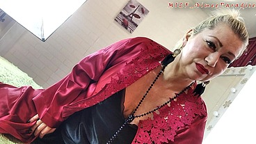 Aimee Hot MILF: an Adult girl and a dick-7 .!. ))