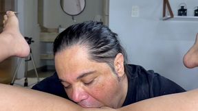 que baixinha gostosa,mais uma novata pra nos gozar gostoso com ela