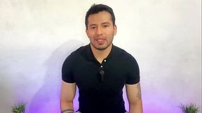 Mi suegro canandiense musculoso dotado me pre&ntilde_a el culo  con sus 20cm en la piscina de su casa en usa! Relato sexual