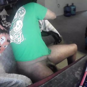 DILF DADDY CAUGHT JERKING ON CAM!!!