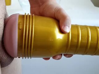 Domácí zkoušení umělé vagíny Fleshlight STU