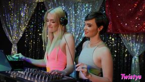 Turnt Party Blonde Lesbian Heat Turns Into Fiery Passion