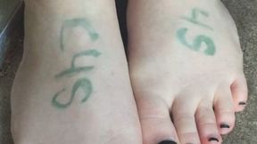 SEMANT CUM ON MY FEET
