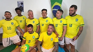Brasileiros fuderam os argentinos numa suruba deliciosa