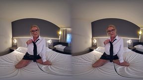 lara de santis and virtual papi - oiled and filled - virtual reality