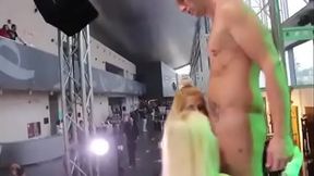 capitanoeric gabrielaflores belindarubio on stage