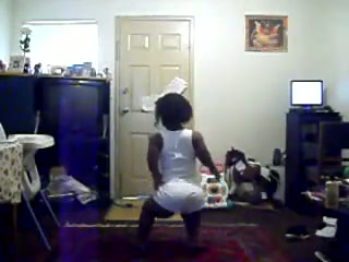 Thick black midget shakes her fine ass better than any other woman