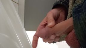 Rockardglans services pissing and cumming