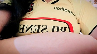 ¡DIABLOS! MI CACHONDA MADRASTRA TEEN COLEGIADA TETONA ME DA TREMENDA MAMADA A MI POLLA Y TERMINAMOS TENIENDO SEXO CASUAL ENTRE MADRASTRA E HIJASTRO, SEXO REAL CASERO AMATEUR.