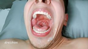 Saliva en mi boca se cae en todo mi cara