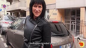 Sexy Skinny Milf Fucked In The Ass