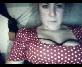 Shy BBW chick finally showed me her boobs on webcam