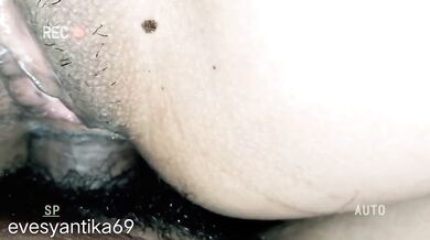 Video Anal Compilation. Ngentot pantat eva sampai menjerit-jerit keenakan - Evesyantika
